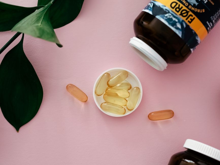 Vitamina D din soare vs din supliment: cât soare îți trebuie cu adevărat